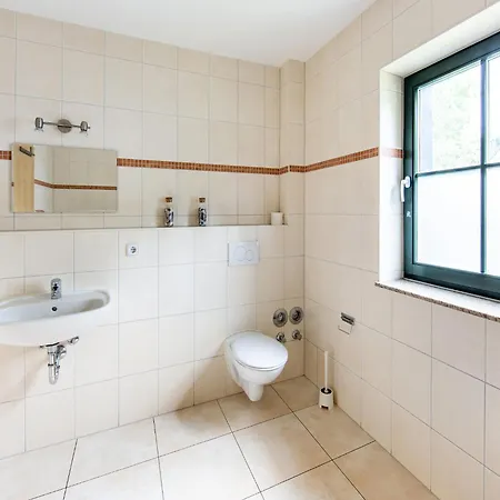 Spacious With Wood-burning Stove, Cleaning Included Holiday home