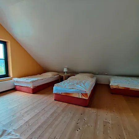 Holiday home Spacious With Wood-burning Stove, Cleaning Included Eisfeld